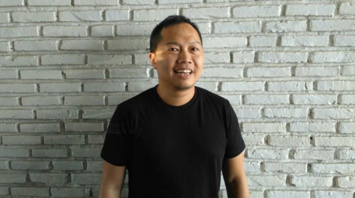 Sandhy Sondoro Antusias Nyanyi Bareng Ahmad Dhani, Karaoke Night Jadi Ajang Nostalgia